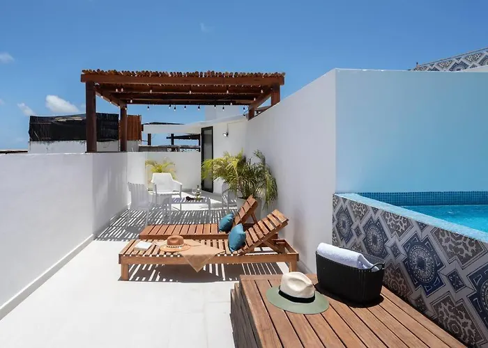 Sunsetviewph+privpool+near Beach&town+rooftop+50mb