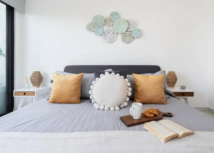 Apartment Sunsetviewph+privpool+near Beach&town+rooftop+50mb *